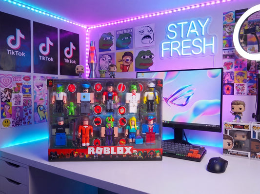 Roblox Style Action Figure Set